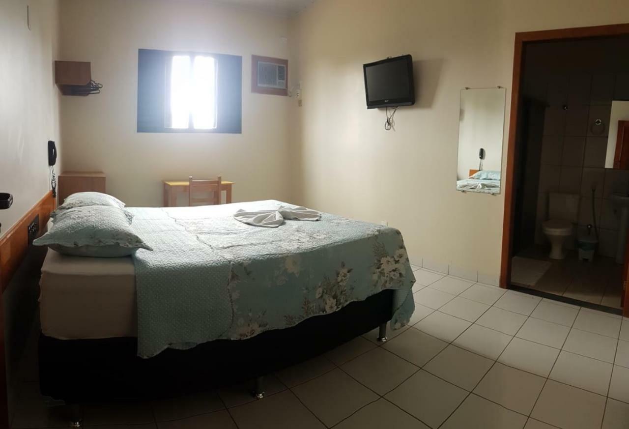 Aguia Hotel *